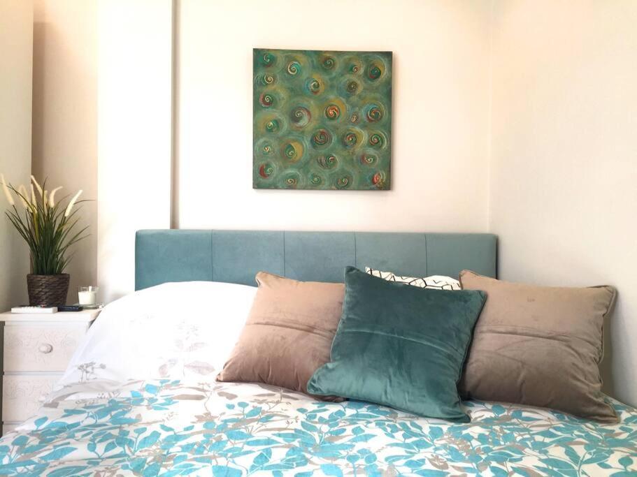 Emerald Mini Suite:Your Deluxe Studio In Kalamaria Tesalonika Bagian luar foto